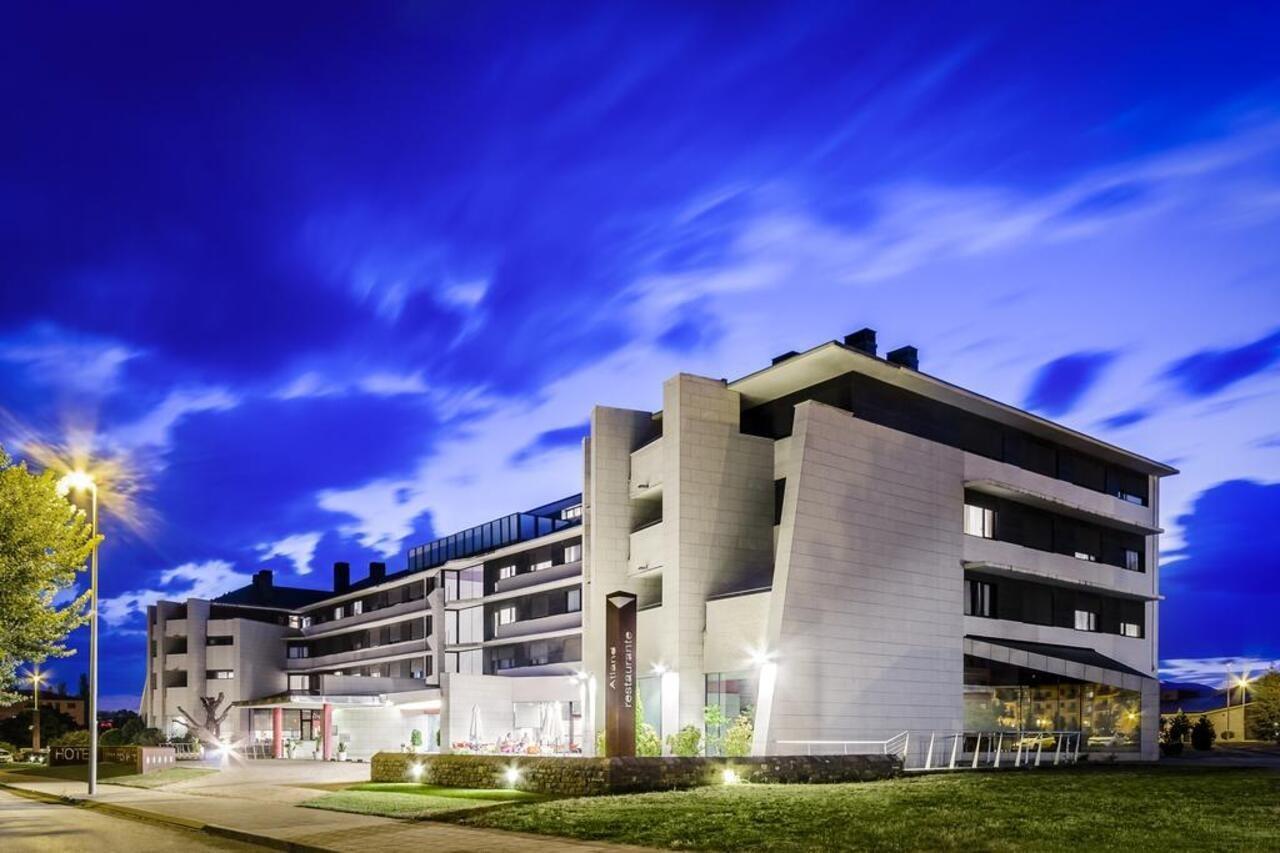 Eurostars Reina Felicia Jaca Exterior foto