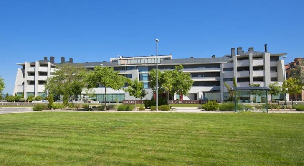 Eurostars Reina Felicia Jaca Exterior foto